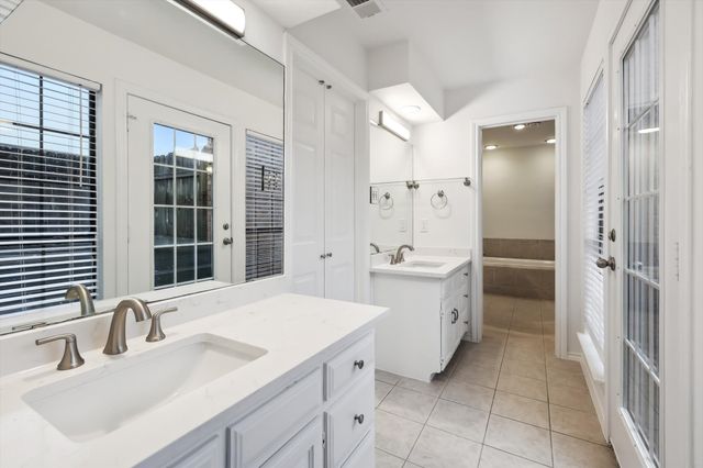 517 Indian Creek Drive, Trophy Club, TX 76262