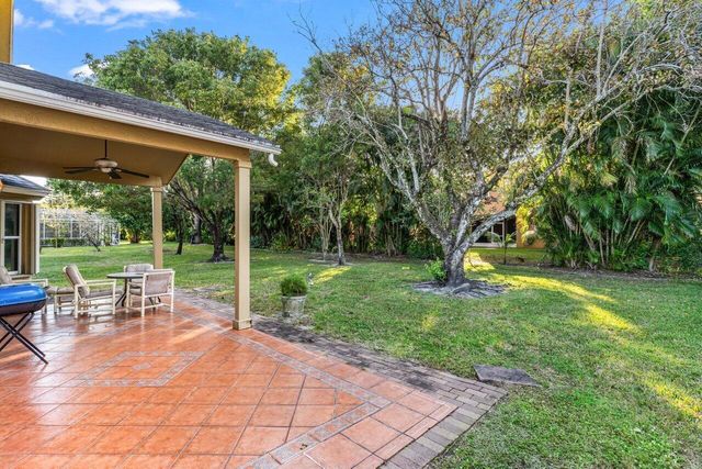 2224 Soundings Court, Greenacres, FL 33413