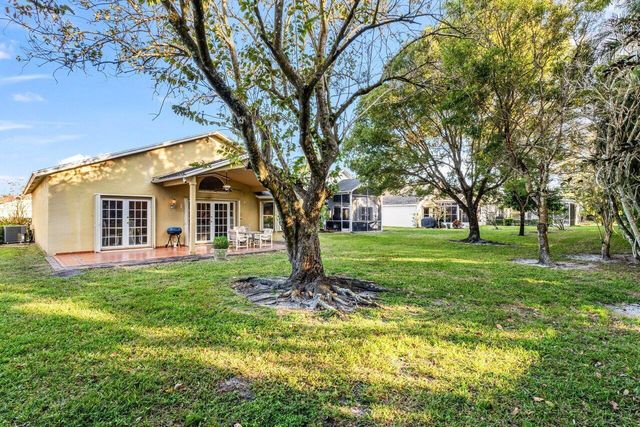 2224 Soundings Court, Greenacres, FL 33413