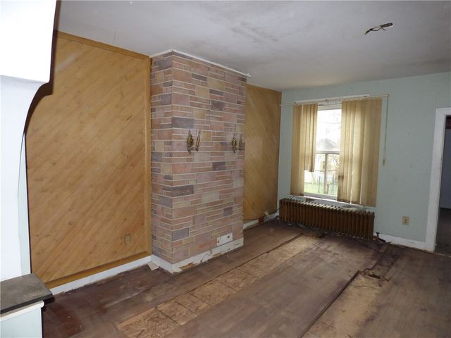 211 Amherst St, Elliott, PA 15220