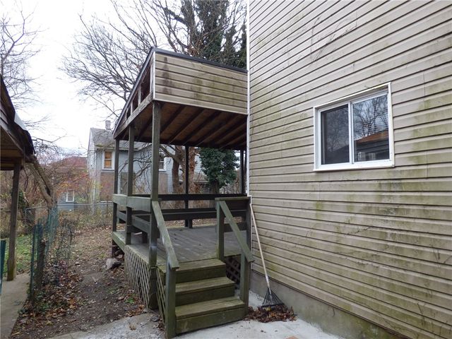 211 Amherst St, Elliott, PA 15220