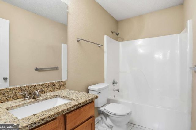 2772 Newtons Crest Circle, Snellville, GA 30078