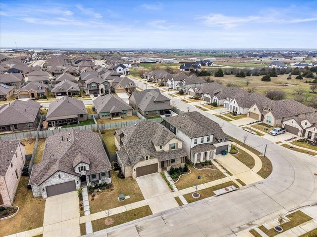 2409 Plover Lane, Argyle, TX 76226