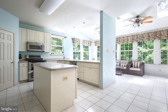 8625 SHADOW LN, Delmar, MD 21875