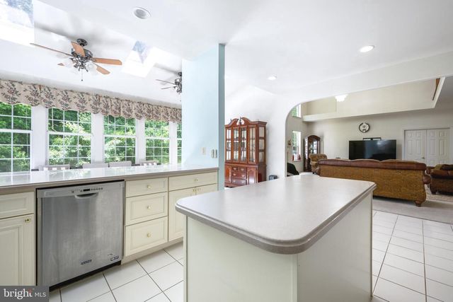 8625 SHADOW LN, Delmar, MD 21875