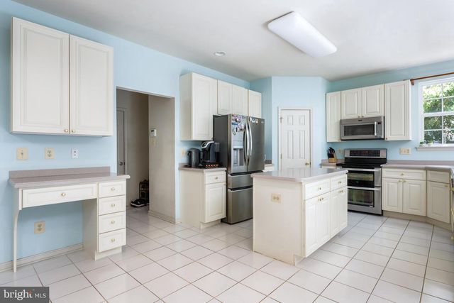 8625 SHADOW LN, Delmar, MD 21875
