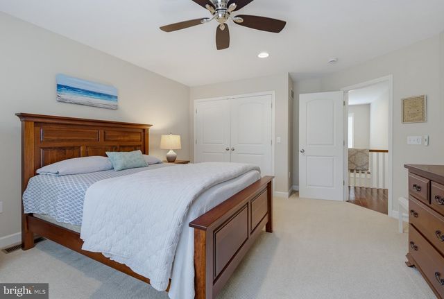 116 HAWTHORNE CIR, Lancaster, PA 17602