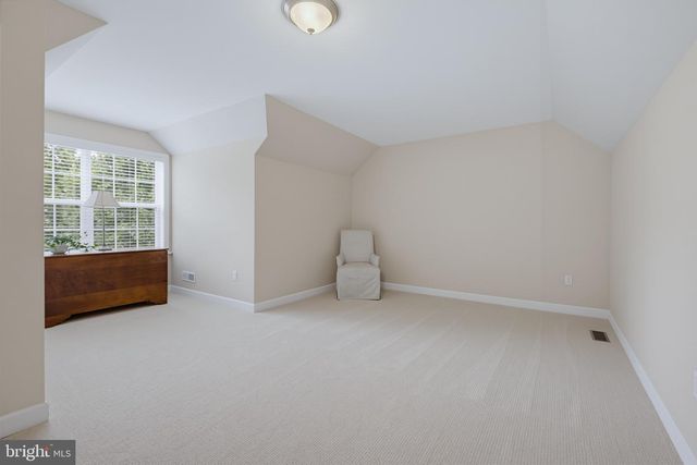 116 HAWTHORNE CIR, Lancaster, PA 17602