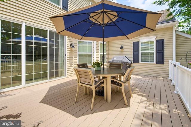 116 HAWTHORNE CIR, Lancaster, PA 17602