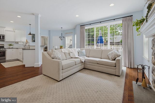 116 HAWTHORNE CIR, Lancaster, PA 17602