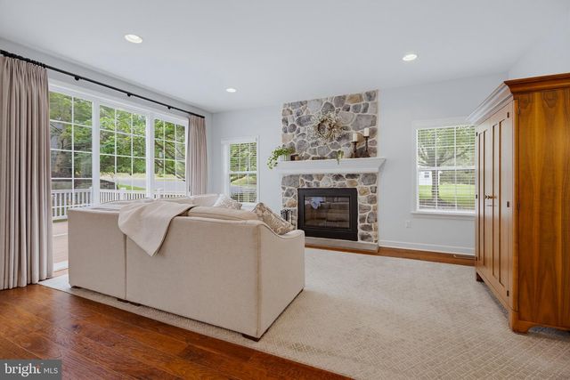 116 HAWTHORNE CIR, Lancaster, PA 17602