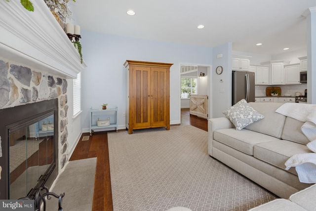 116 HAWTHORNE CIR, Lancaster, PA 17602