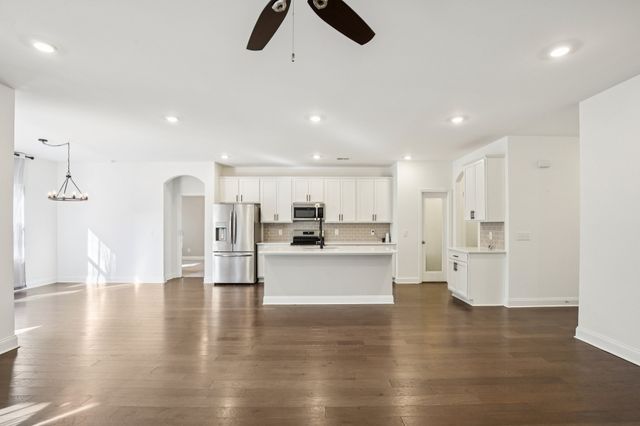 271 Shayton Pass, Gallatin, TN 37066