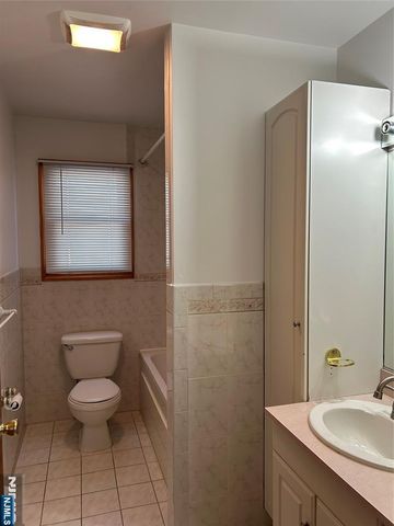 102 Scoles Avenue, Clifton, NJ 07012