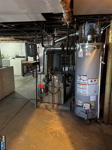 102 Scoles Avenue, Clifton, NJ 07012