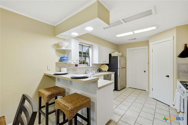 1105 Nottingham Hill Road, Round Rock, TX 78664