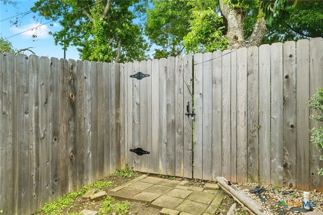 1105 Nottingham Hill Road, Round Rock, TX 78664