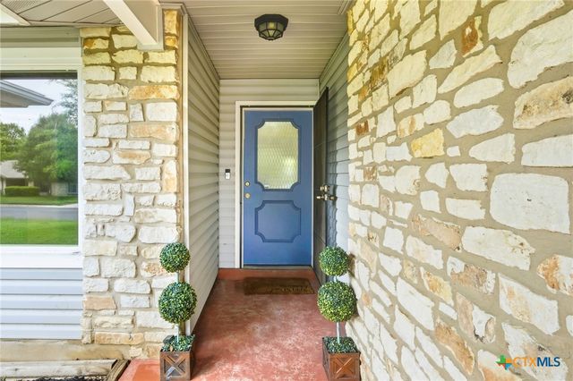 1105 Nottingham Hill Road, Round Rock, TX 78664