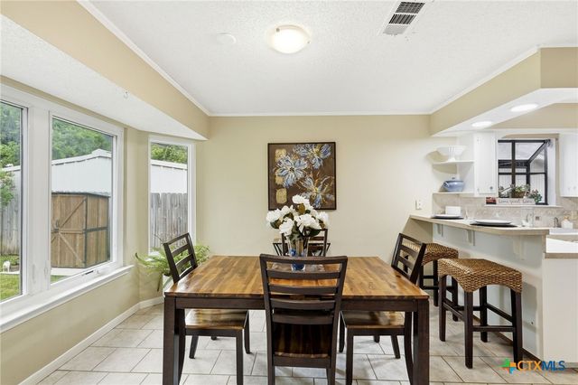 1105 Nottingham Hill Road, Round Rock, TX 78664