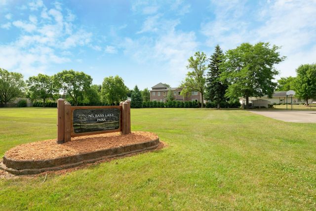 5431 Louisiana Avenue N, Crystal, MN 55428