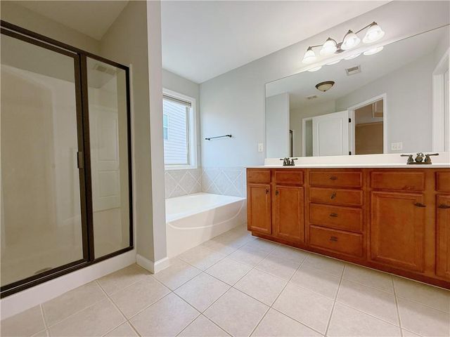 636 Royal Crest Court, Canton, GA 30115