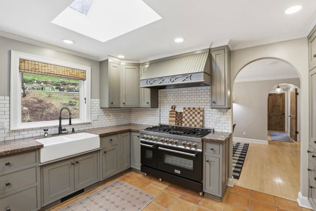 4317 S EVERGREEN Rd, Spokane Valley, WA 99037