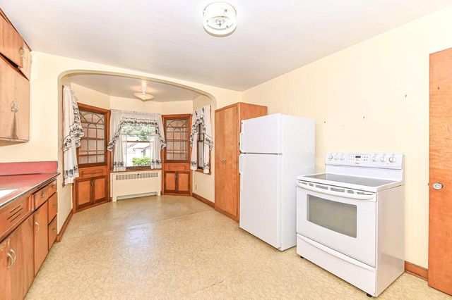 3657 S 14th STREET, Milwaukee, WI 53221
