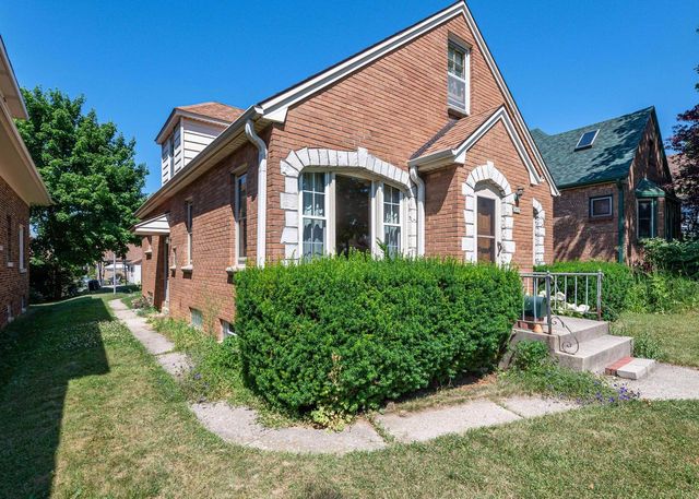 3657 S 14th STREET, Milwaukee, WI 53221