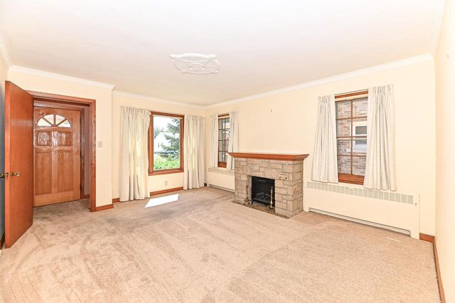 3657 S 14th STREET, Milwaukee, WI 53221