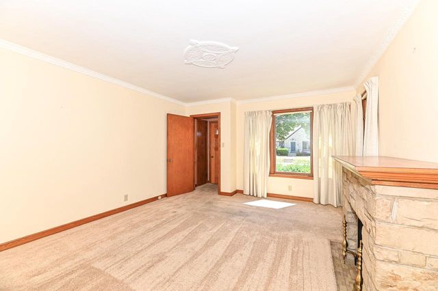 3657 S 14th STREET, Milwaukee, WI 53221