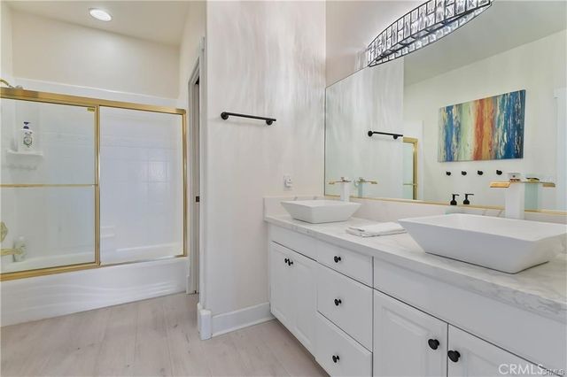 537 Canyon View Road, Lake Arrowhead, CA 92321