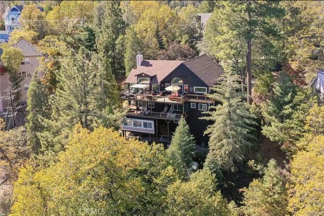 537 Canyon View Road, Lake Arrowhead, CA 92321