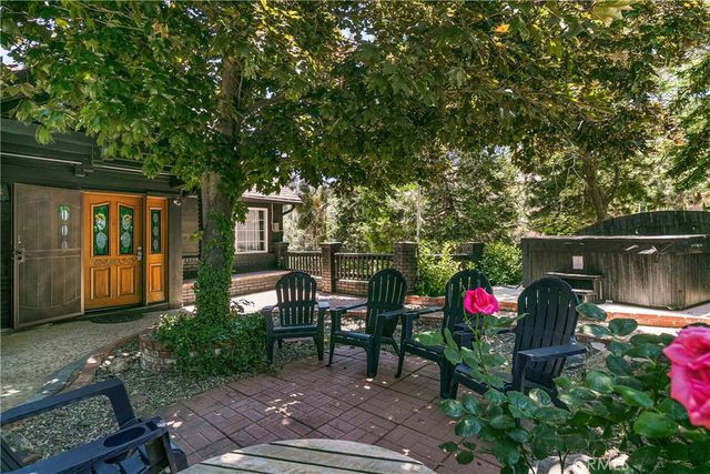 537 Canyon View Road, Lake Arrowhead, CA 92321