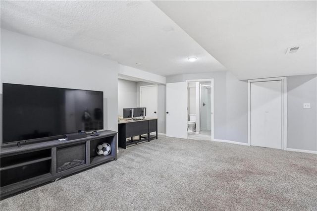 11149 Georgia Avenue, Kansas City, KS 66109