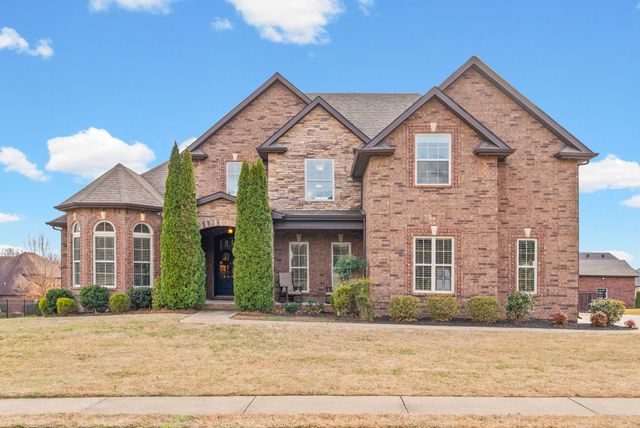 3126 Carrie Taylor Cir, Clarksville, TN 37043