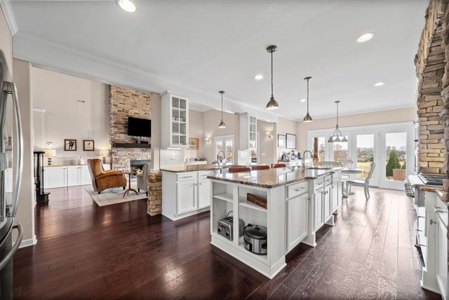 3126 Carrie Taylor Cir, Clarksville, TN 37043