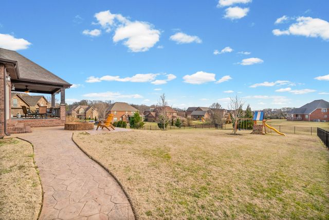 3126 Carrie Taylor Cir, Clarksville, TN 37043