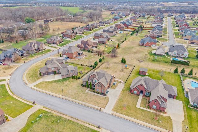 3126 Carrie Taylor Cir, Clarksville, TN 37043