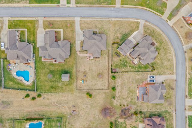 3126 Carrie Taylor Cir, Clarksville, TN 37043