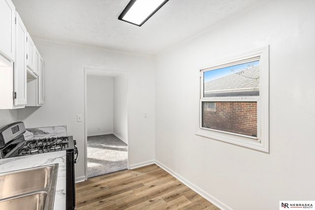 4926 J Street, Lincoln, NE 68510