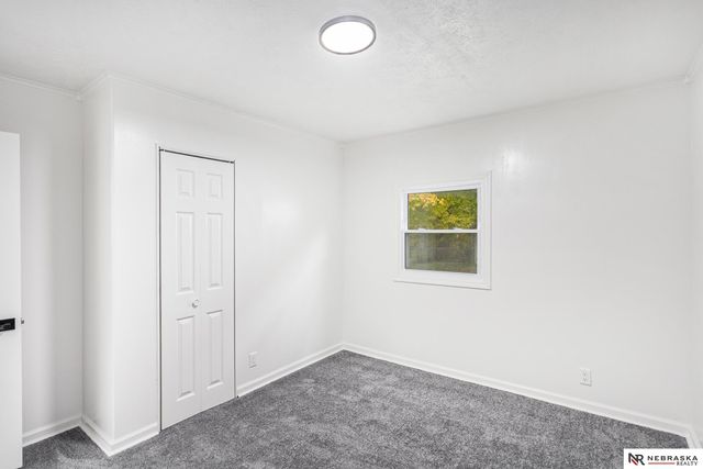 4926 J Street, Lincoln, NE 68510