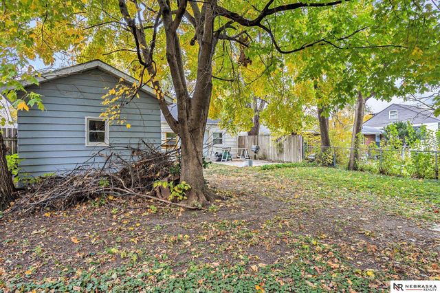 4926 J Street, Lincoln, NE 68510