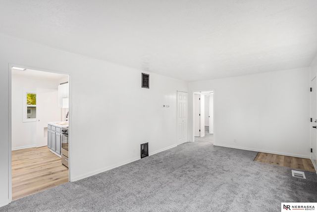 4926 J Street, Lincoln, NE 68510