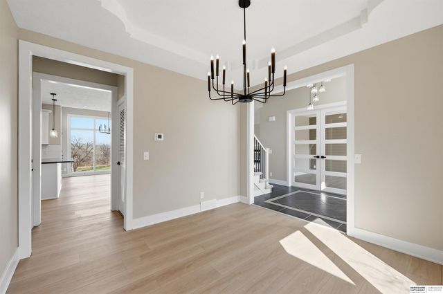 917 Killarney Drive, Papillion, NE 68046