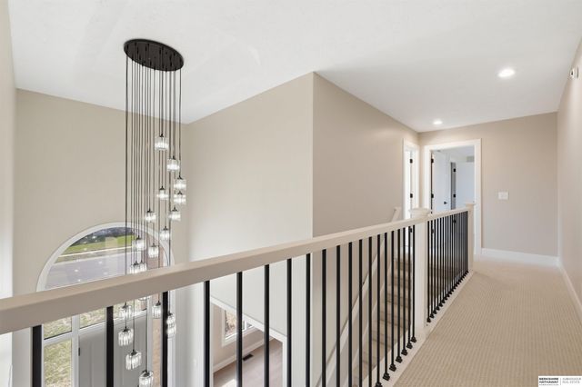 917 Killarney Drive, Papillion, NE 68046