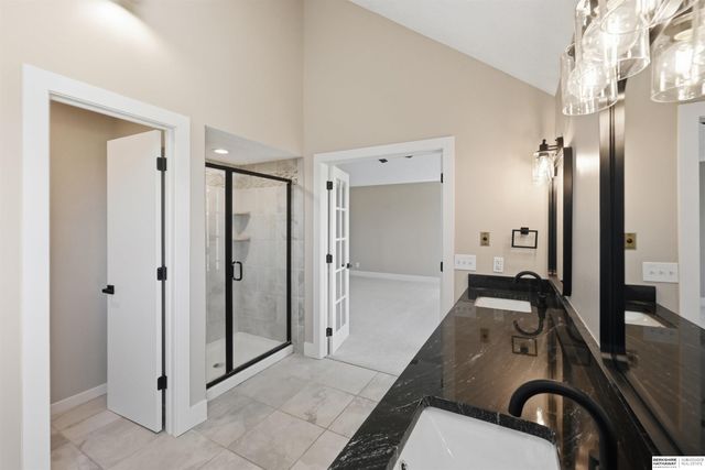 917 Killarney Drive, Papillion, NE 68046