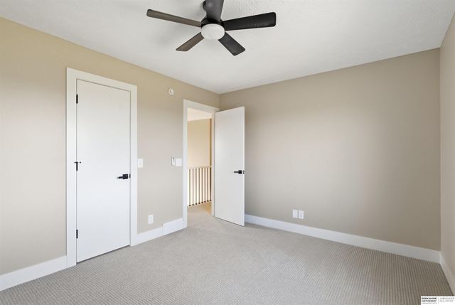 917 Killarney Drive, Papillion, NE 68046