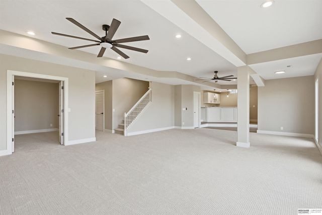 917 Killarney Drive, Papillion, NE 68046