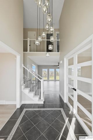 917 Killarney Drive, Papillion, NE 68046