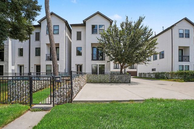 1156 Wycliffe Drive, Houston, TX 77043
